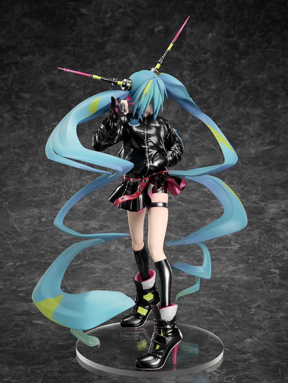 Tokyo Figure / Hatsune Miku LAM Rock Singer Ver. 1/7 Scale Figure