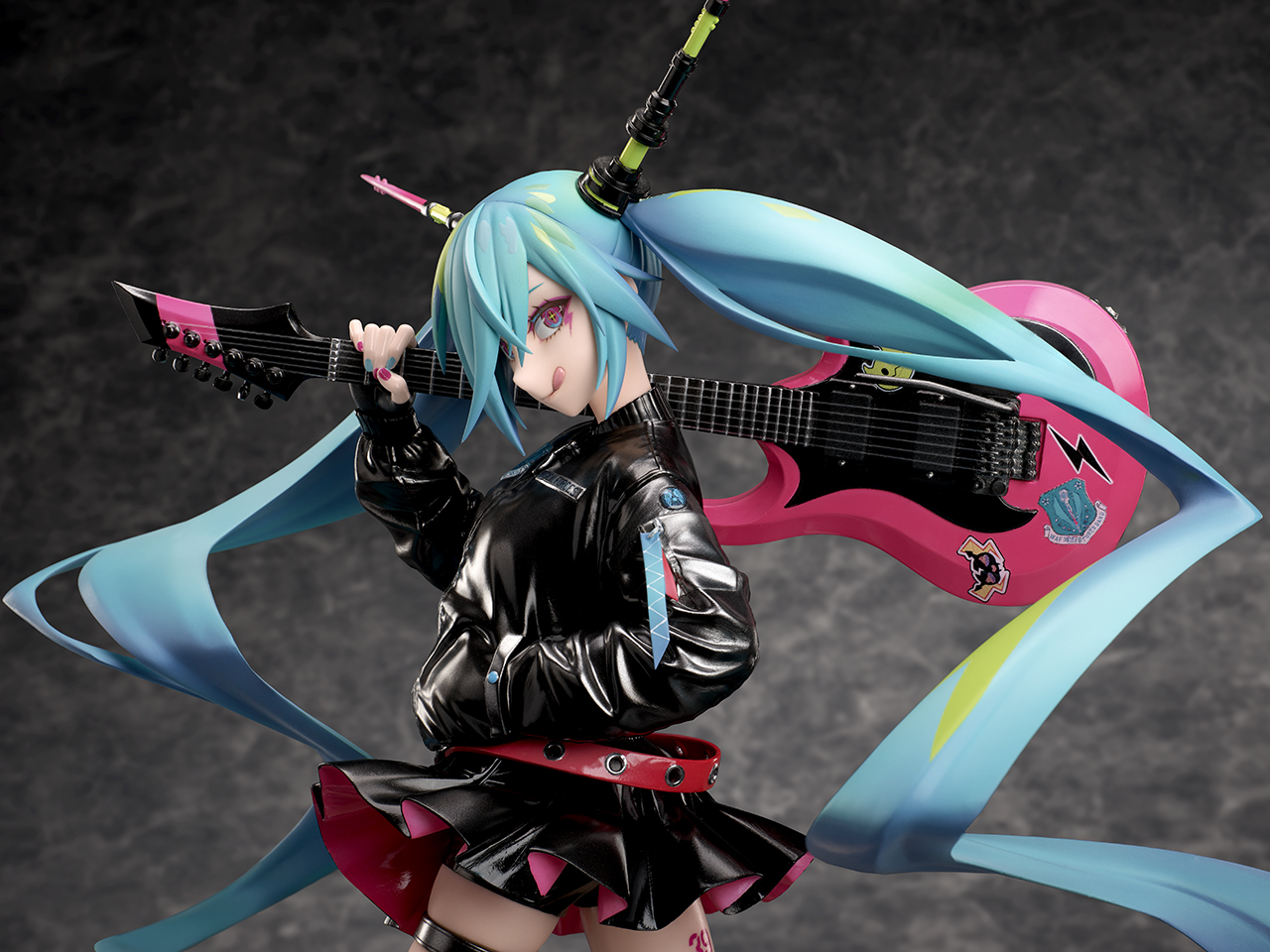 初音ミク LAMロックシンガー Ver. 1/7 スケールフィギュア-